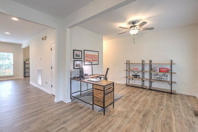 7313 Olmsted Dr, Nashville, TN 37221