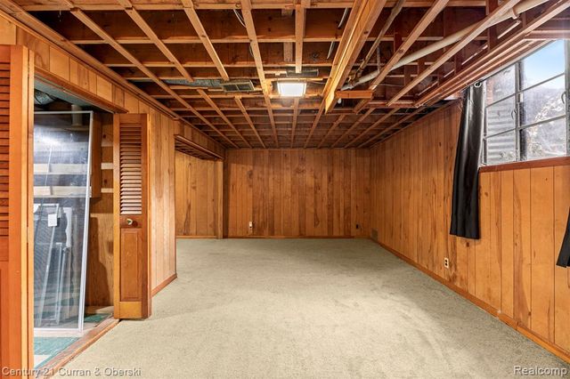 18925 Webster Avenue, Southfield, MI 48076