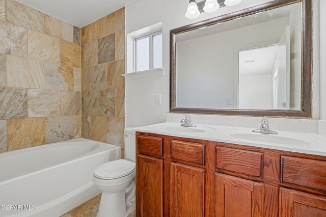 224 Flor Eucharis Drive, Socorro, TX 79927