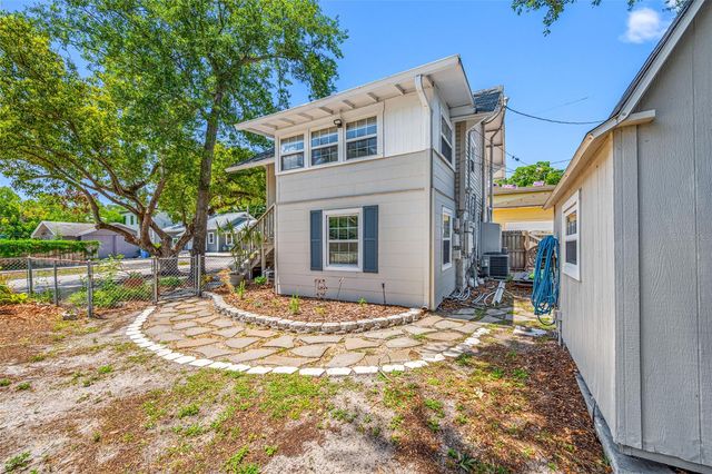 2415 11TH STREET N, St Petersburg, FL 33704