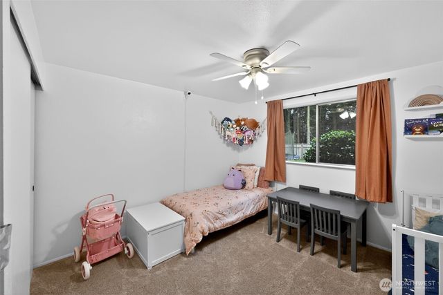 2270 Wellman Place, Oak Harbor, WA 98277