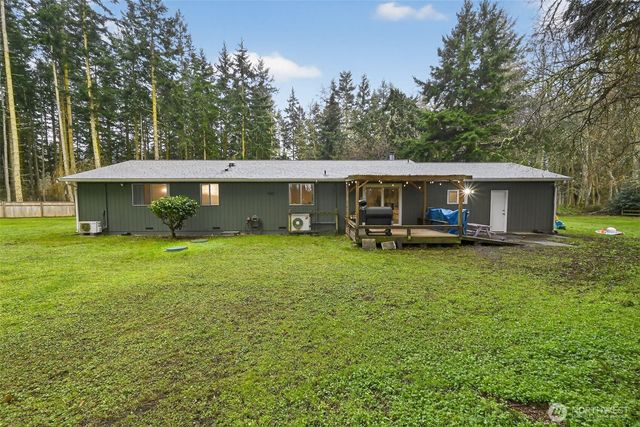 2270 Wellman Place, Oak Harbor, WA 98277