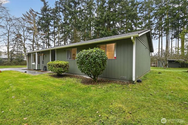 2270 Wellman Place, Oak Harbor, WA 98277