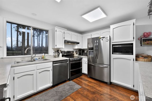 2270 Wellman Place, Oak Harbor, WA 98277