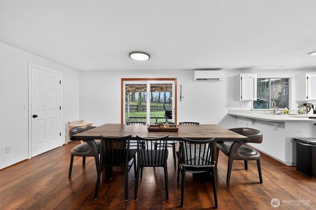 2270 Wellman Place, Oak Harbor, WA 98277