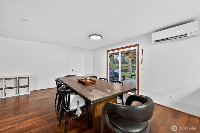 2270 Wellman Place, Oak Harbor, WA 98277