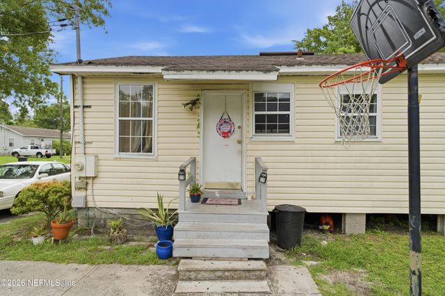4815 LOUISA Terrace, Jacksonville, FL 32205