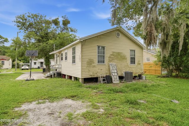 4815 LOUISA Terrace, Jacksonville, FL 32205