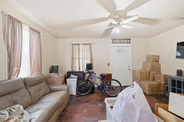 4815 LOUISA Terrace, Jacksonville, FL 32205