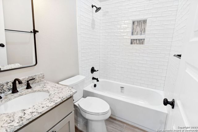 291 S EAST AVE, New Braunfels, TX 78130