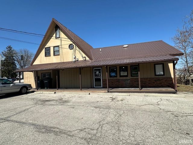 1209 NE A Street, Linton, IN 47441