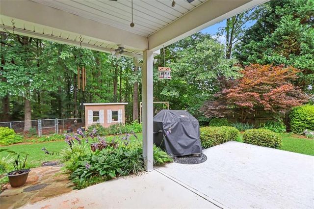 157 Cabots Creek Drive, Jefferson, GA 30549