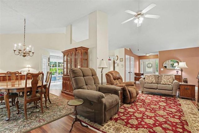 157 Cabots Creek Drive, Jefferson, GA 30549