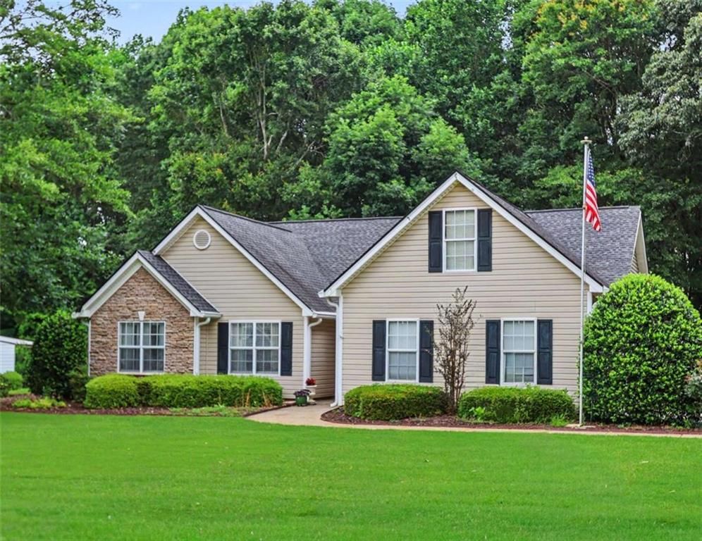 157 Cabots Creek Drive, Jefferson, GA 30549