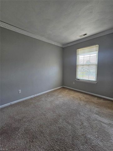 5916 Hampshire Green ST, Portsmouth, VA 23703