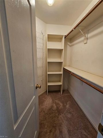 5916 Hampshire Green ST, Portsmouth, VA 23703