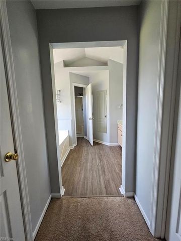 5916 Hampshire Green ST, Portsmouth, VA 23703