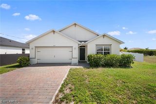 1628 NW 9th TER, Cape Coral, FL 33993