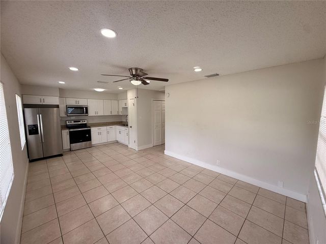 10123 N 11TH STREET B, Tampa, FL 33612