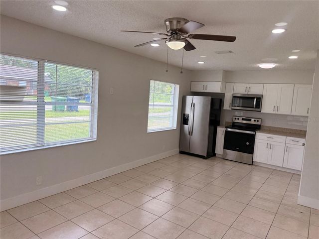 10123 N 11TH STREET B, Tampa, FL 33612