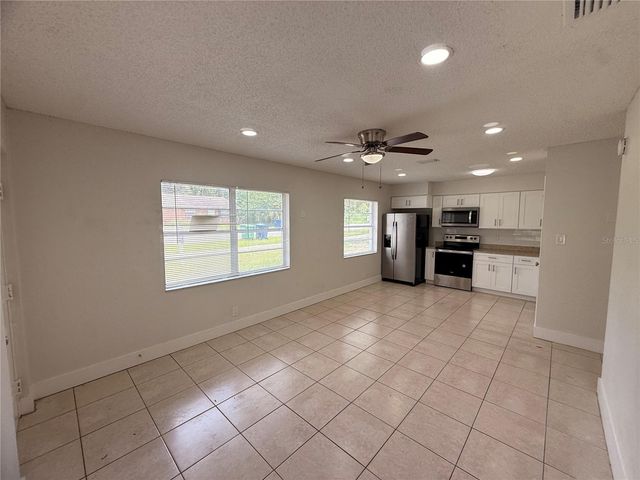 10123 N 11TH STREET B, Tampa, FL 33612