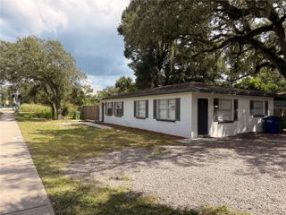10123 N 11TH STREET B, Tampa, FL 33612