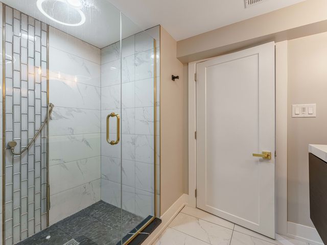 8454 S 85th Court, Hickory Hills, IL 60457