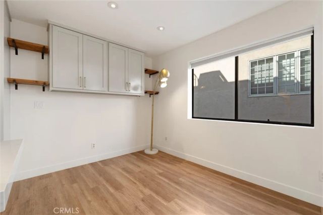 869 S Wooster 303, Los Angeles, CA 90035