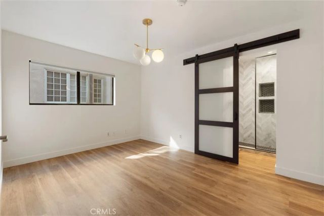 869 S Wooster 303, Los Angeles, CA 90035