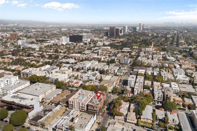 869 S Wooster 303, Los Angeles, CA 90035