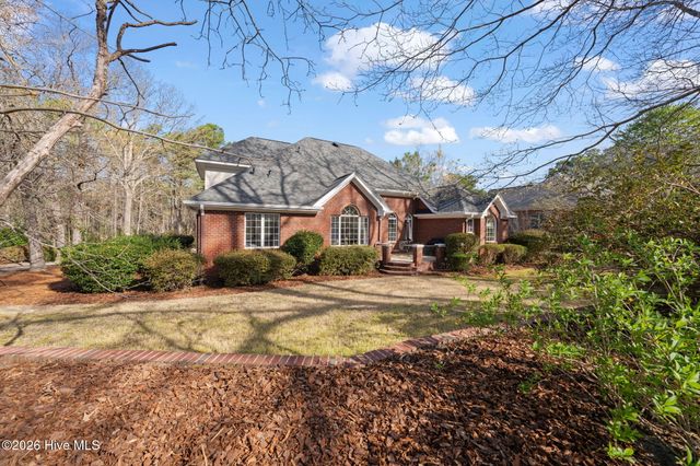 16 Mcnish Road, Southern Pines, NC 28387