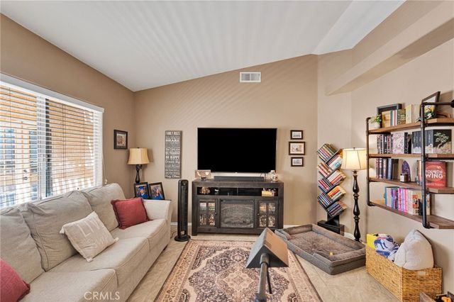 20403 Ochoa, Apple Valley, CA 92307
