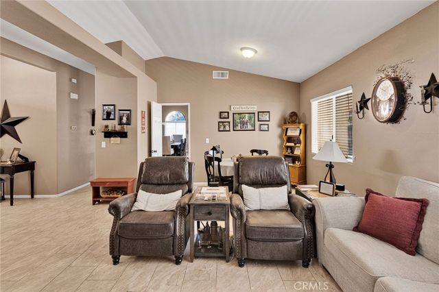 20403 Ochoa, Apple Valley, CA 92307