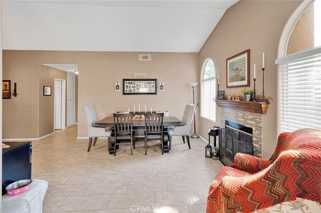 20403 Ochoa, Apple Valley, CA 92307