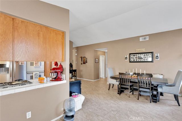 20403 Ochoa, Apple Valley, CA 92307
