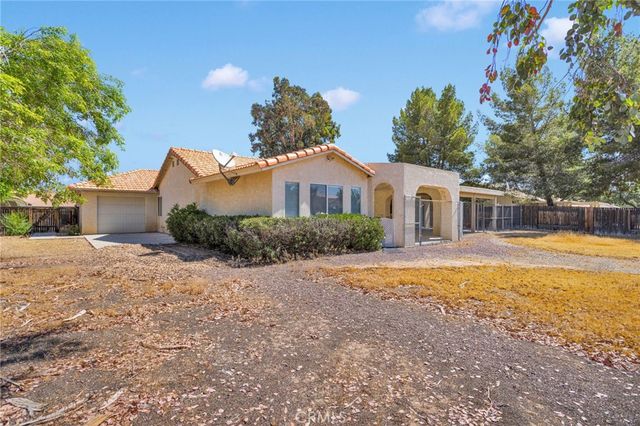 20403 Ochoa, Apple Valley, CA 92307
