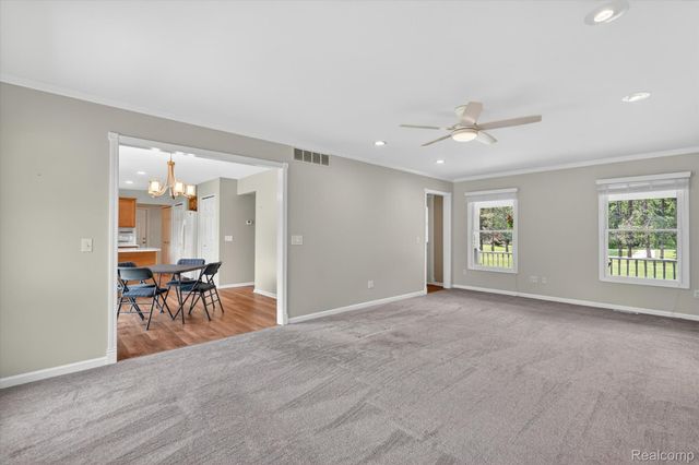 2724 Ore Valley Drive, Hartland Township, MI 48353