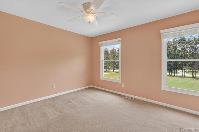 2724 Ore Valley Drive, Hartland Township, MI 48353