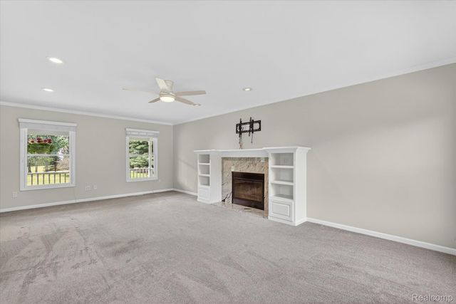 2724 Ore Valley Drive, Hartland Township, MI 48353