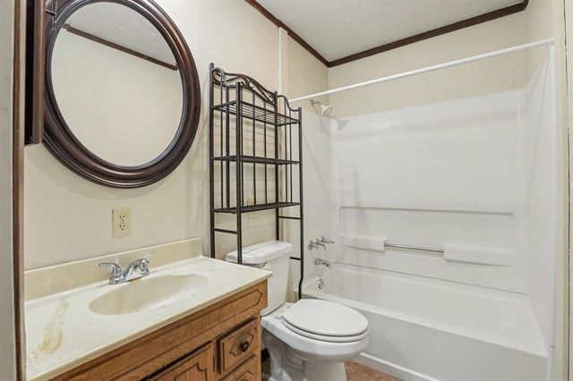 11801 S Pennsylvania Avenue, Edmond, OK 73025