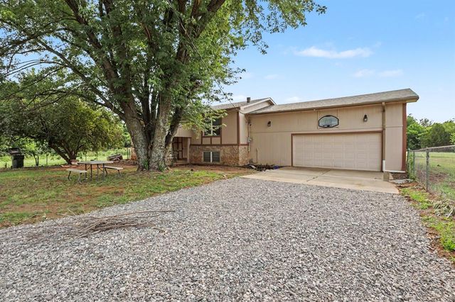 11801 S Pennsylvania Avenue, Edmond, OK 73025