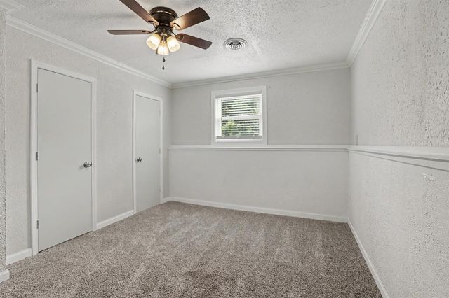 11801 S Pennsylvania Avenue, Edmond, OK 73025