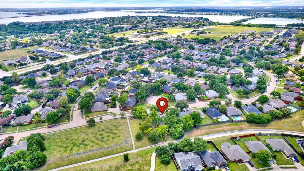 3909 Bermuda Drive, Rowlett, TX 75088