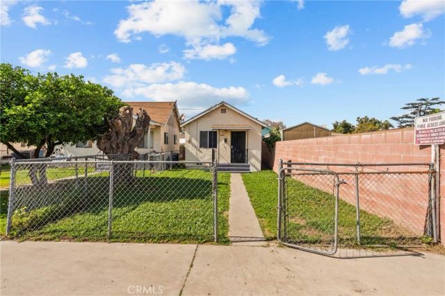 4123 Clara, Cudahy, CA 90201
