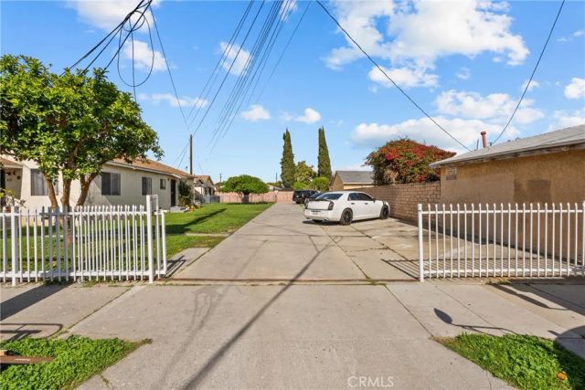 4123 Clara, Cudahy, CA 90201