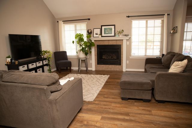 3740 N Oak Point Avenue, Springfield, MO 65803