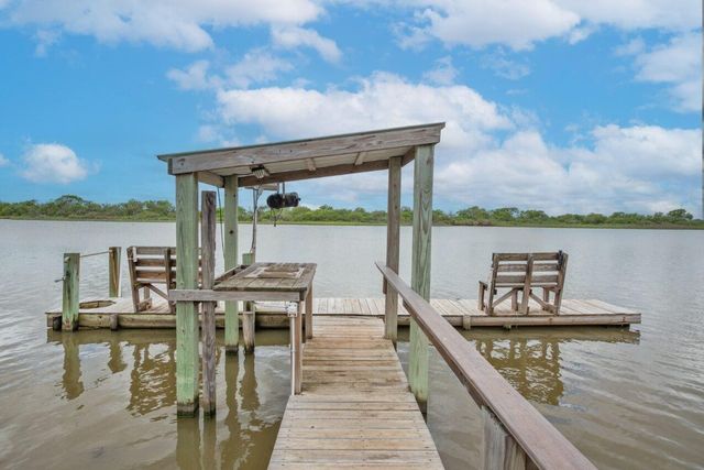 153 Seagull, Sargent, TX 77414