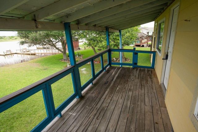 153 Seagull, Sargent, TX 77414