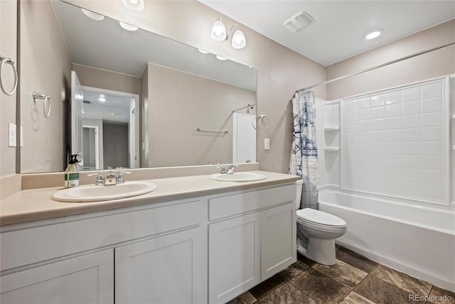 27089 E Cedar Avenue, Aurora, CO 80018