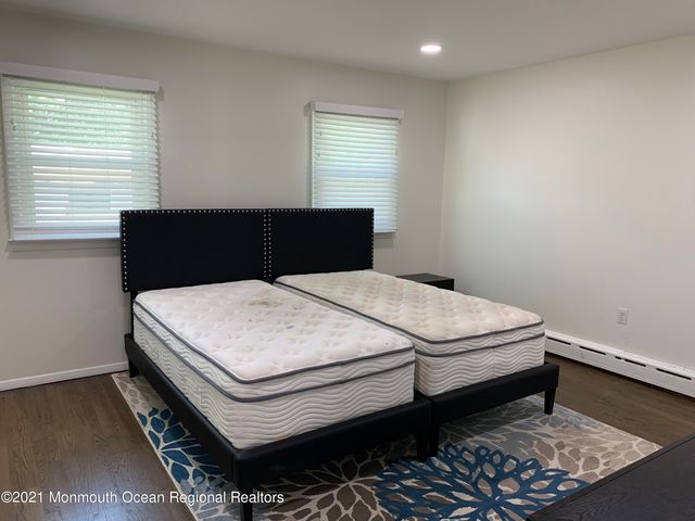 135 Ampere Avenue, Oakhurst, NJ 07755